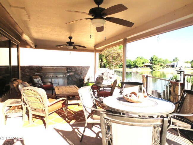 Building Photo - 4574 Weeping Willow Dr
