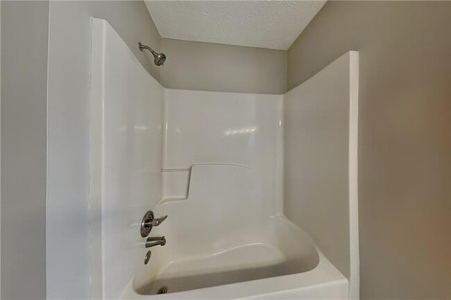 Building Photo - 139 Autumn Creek Dr