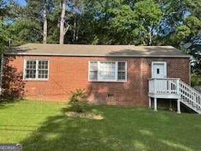 Building Photo - 5161 Phillips Dr