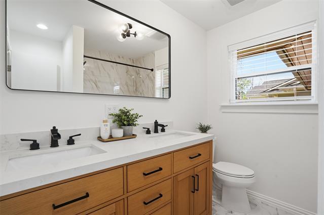 Building Photo - 8834 Liptonshire Dr