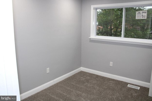 Building Photo - 5131 Chillum Pl NE