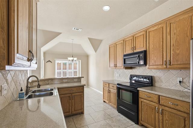 Building Photo - 1505 Elika Ct