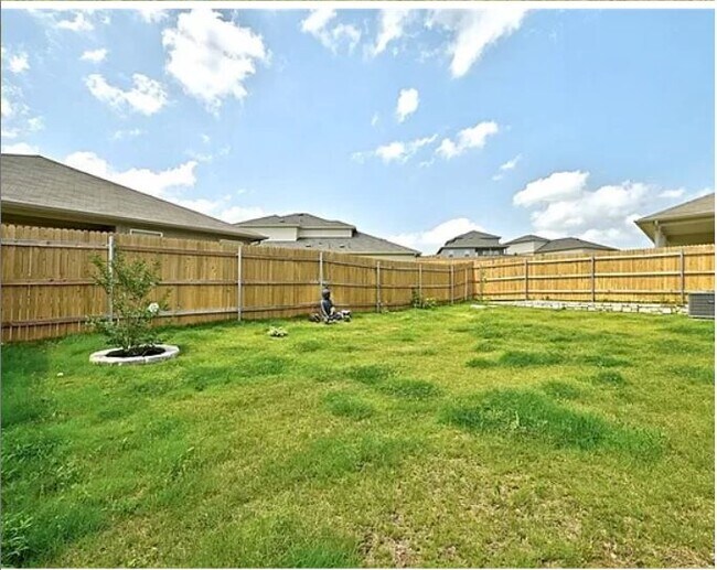 Building Photo - 5800 Xene Dr