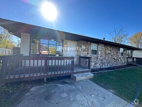 Building Photo - 5333 Aspen Ave