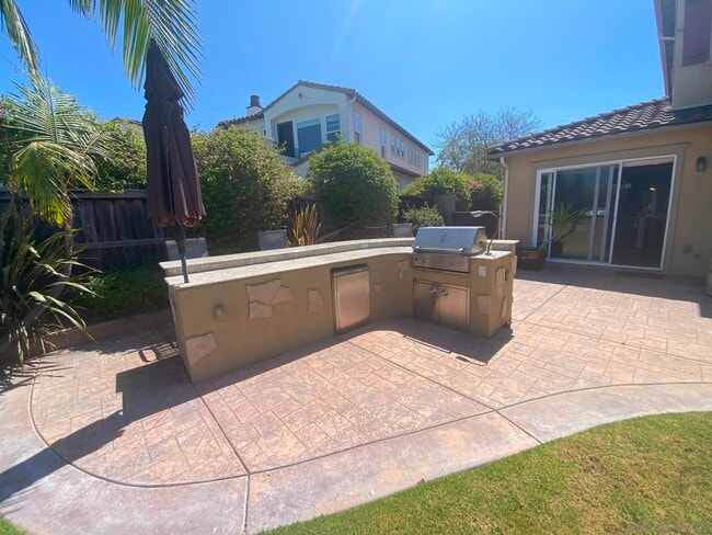 Building Photo - 7422 Sitio Montilla