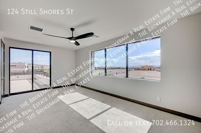 Building Photo - 124 Still Shrs St