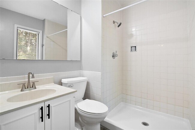 Building Photo - 836 Country Stone Dr