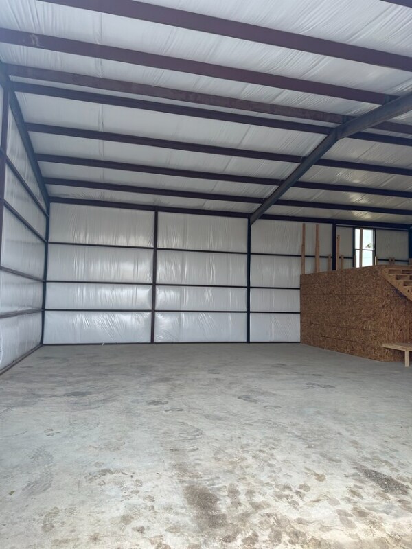 Building Photo - 3984 Old Lorena Rd