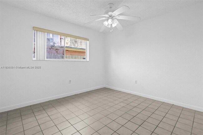 Building Photo - 5736 W 26th Ave