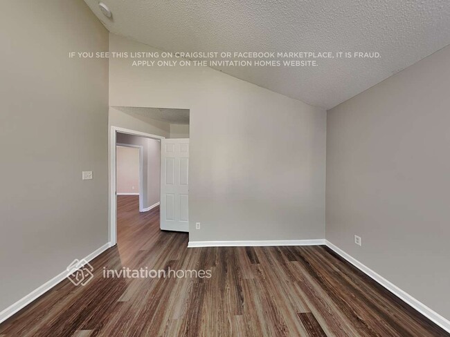 Building Photo - 8731 Purple Thistle Ln