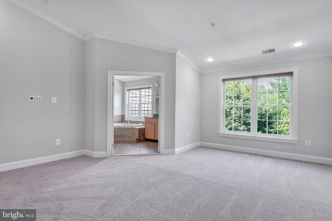 Building Photo - 4238 Chariot Way