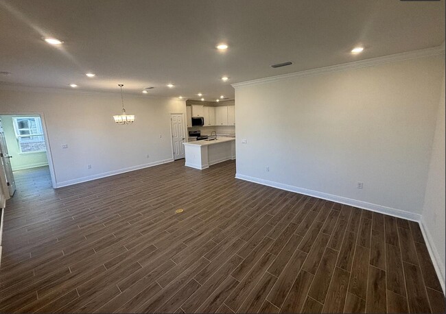 Building Photo - 45 Splendor Run