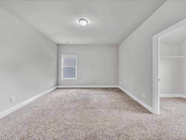 Building Photo - Spacious 4BR Home with Fenced Yard & Community Pool