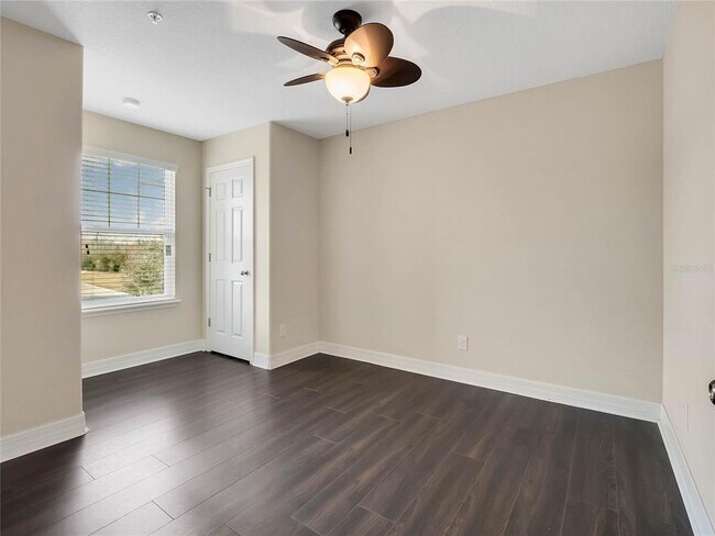 Building Photo - 8965 Fullerwood Ave