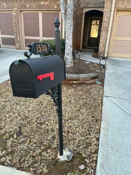 Building Photo - 1530 Winshire Cove