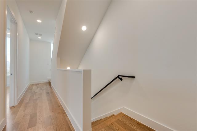 Building Photo - 1906 Annex Ave