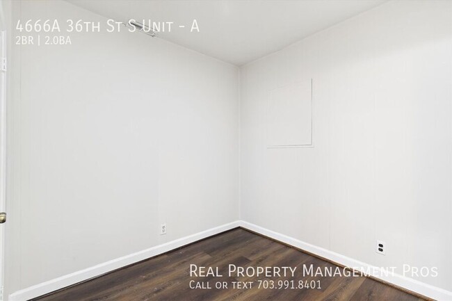 Building Photo - 4666A 36th St S Unit-A