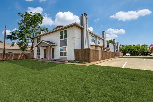 Building Photo - 13314 Goodland Pl