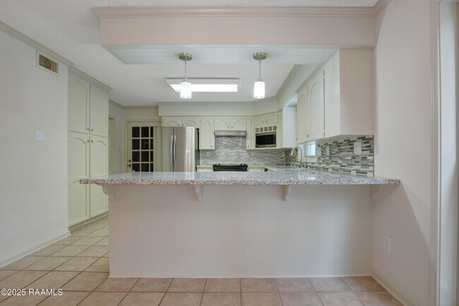 Building Photo - 115 Breckenridge Loop