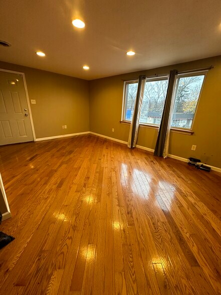 Living Room and Entryway - 136 Clairton Blvd