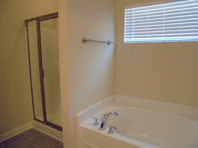 Building Photo - 1413 Napa Pt W