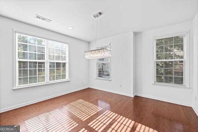 Building Photo - 4228 Laurel Creek Ct SE