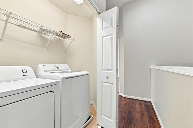 Building Photo - 2109 Wild Grape Pl