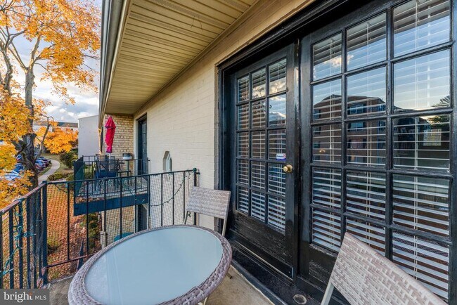 Building Photo - 444 N Armistead St