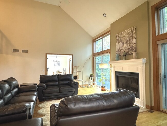 Building Photo - 3824 Patty Berg Ct