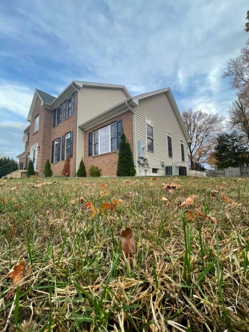 Building Photo - 2907 Dumas St