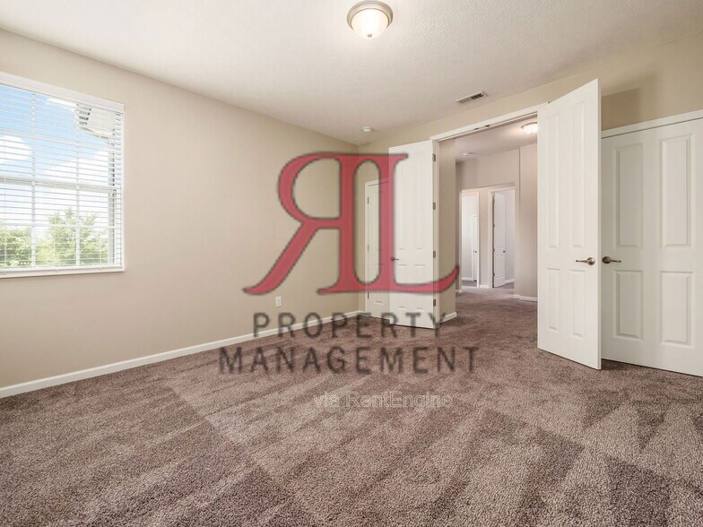 Building Photo - 719 Wintergreen Wy