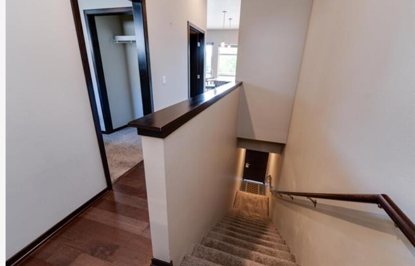 Building Photo - 803 E Mifflin St