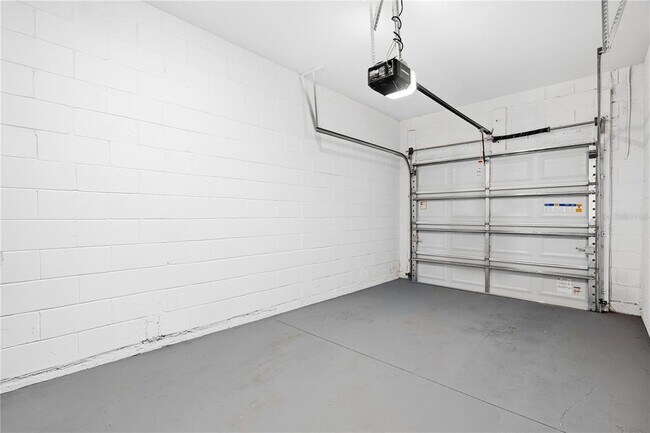 Building Photo - 3525 Anibal St