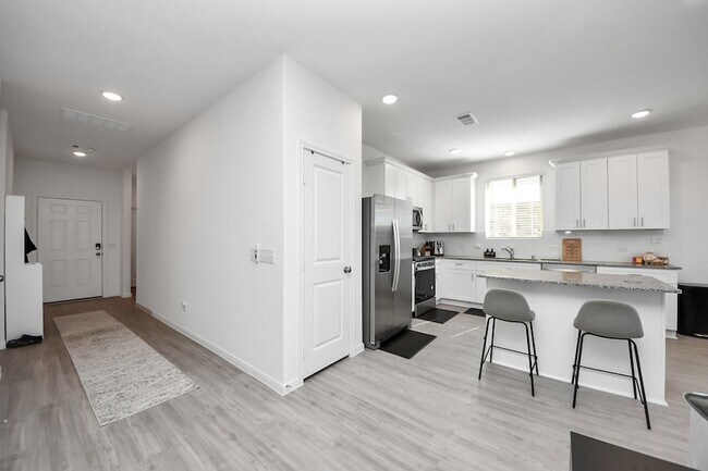 Building Photo - 3113 Paso Fino Dr