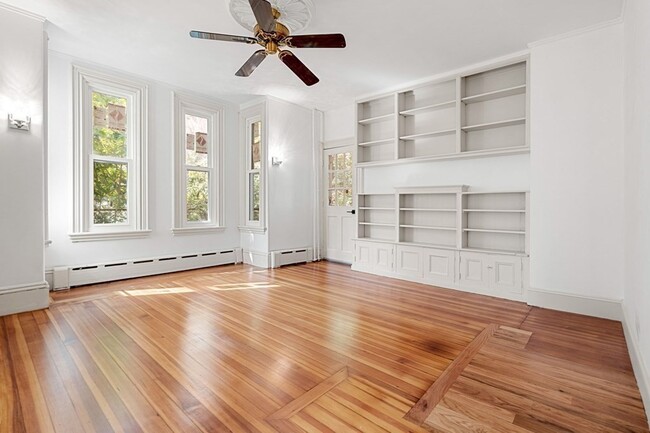 Building Photo - 107 Ellery St