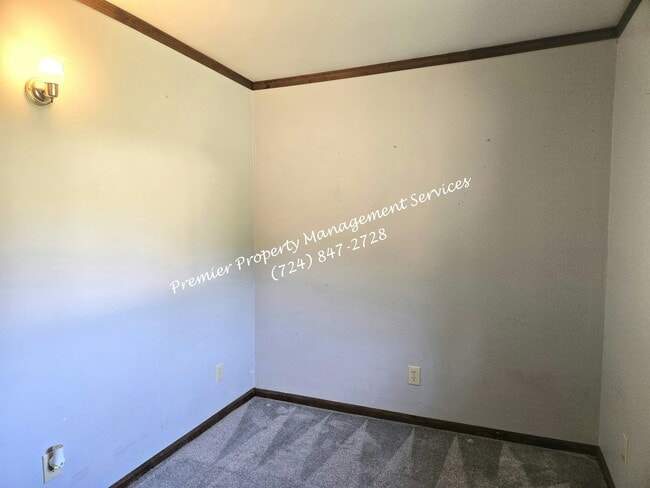 Building Photo - 133 Kennard Rd