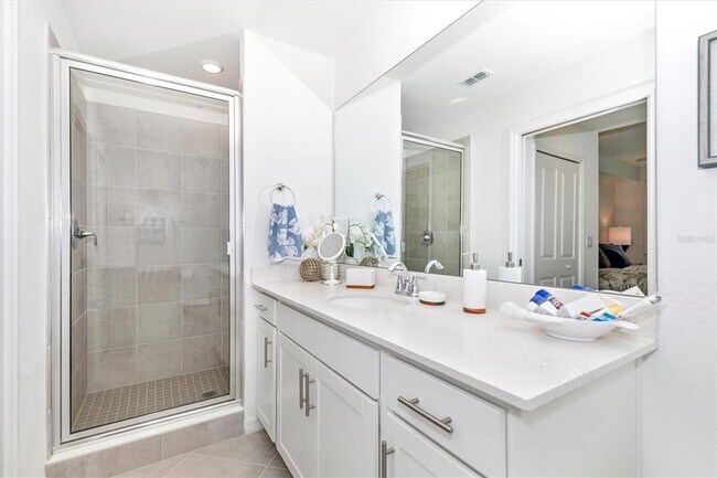 Building Photo - 12280 Wellen Golf St