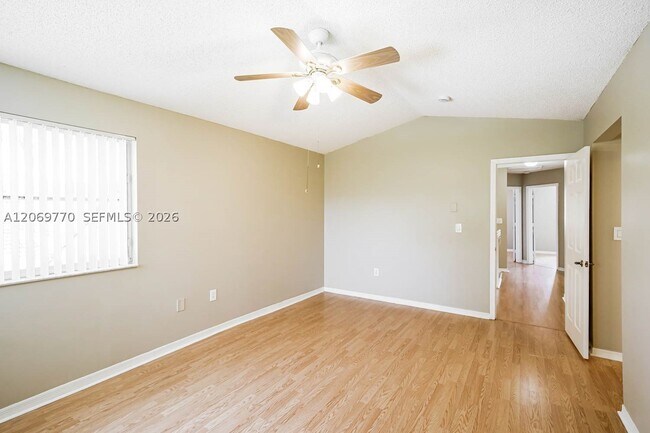 Building Photo - 4415 SW 153rd Ave