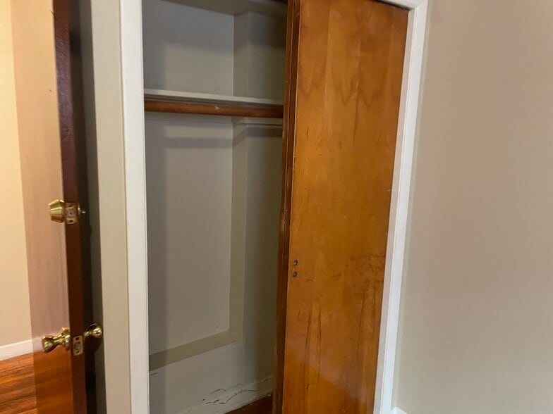 Building Photo - 24 Grand Ave