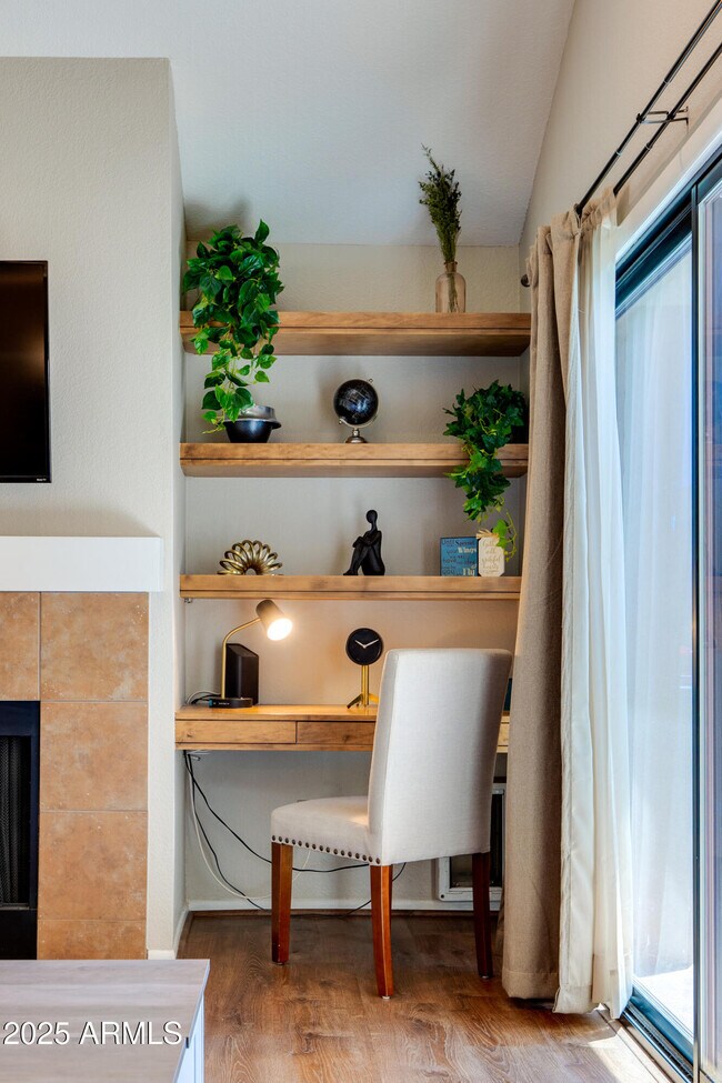 Building Photo - 5122 E Shea Blvd