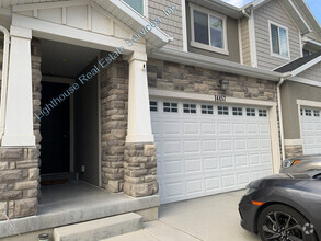 Building Photo - Big Beautiful Herriman Townhome!