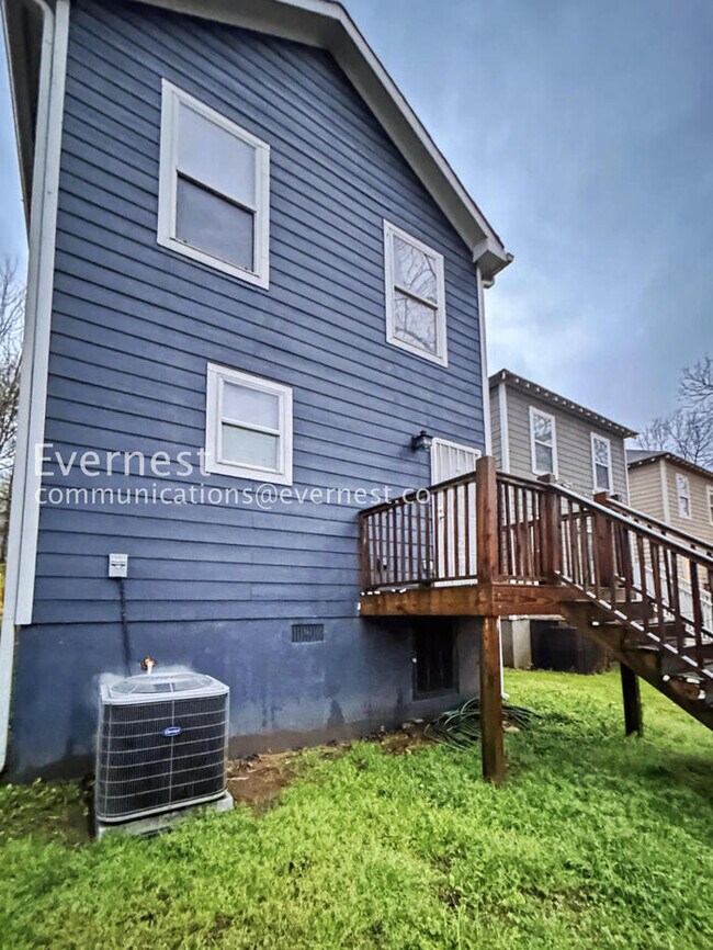 Building Photo - 1153 Smith St SW