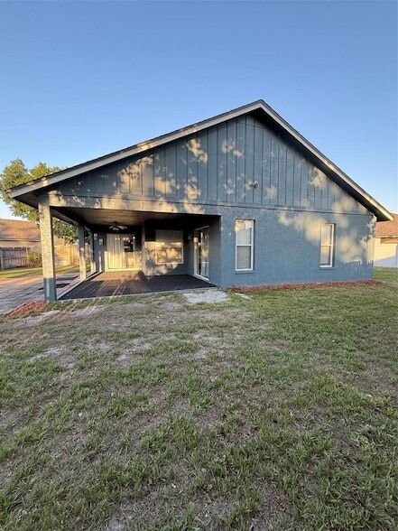 Building Photo - 5841 Dorham Pl