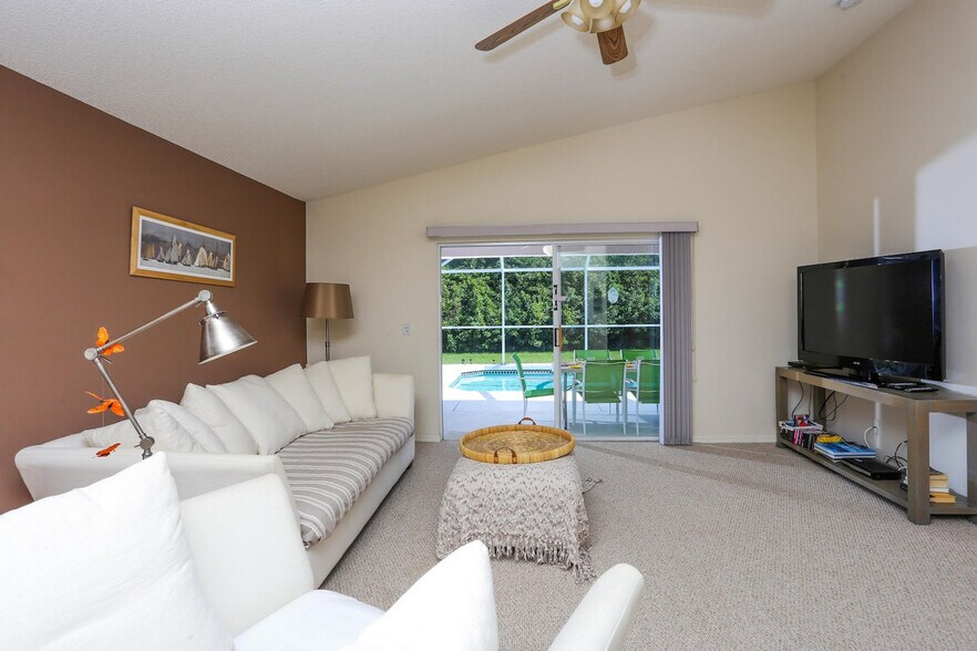 Building Photo - 4888 Sabal Harbour Dr