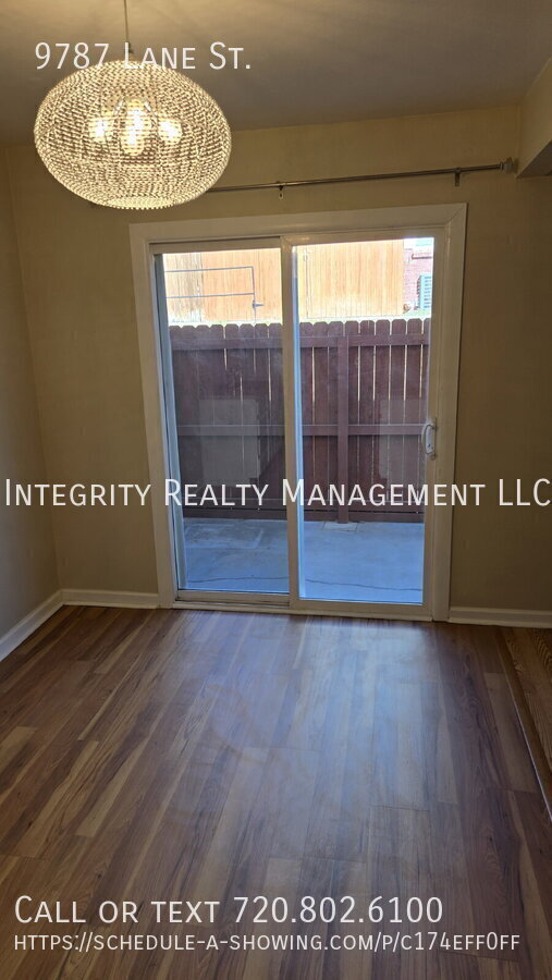 Building Photo - 9787 Lane St