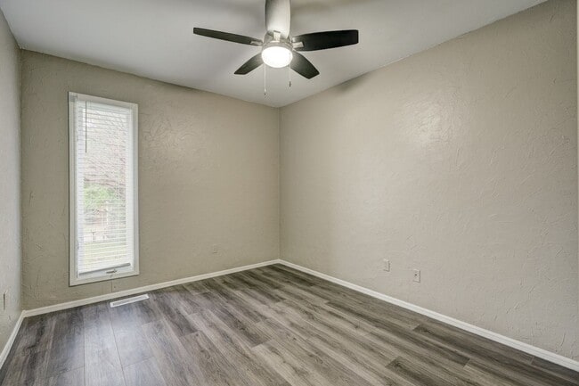 Building Photo - Stylish 2-Bed Duplex Near I-40 with Deck, ...