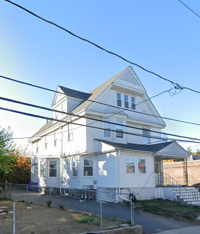 Building Photo - BU-west Allston PRIME LOCATION 3bed 1.5bath