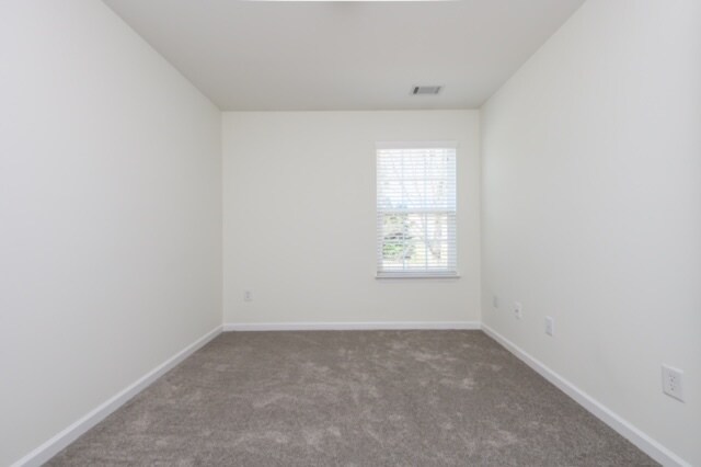 Building Photo - 211 Shady Grove Dr