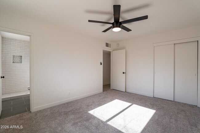 Building Photo - 1800 S Shafer Dr