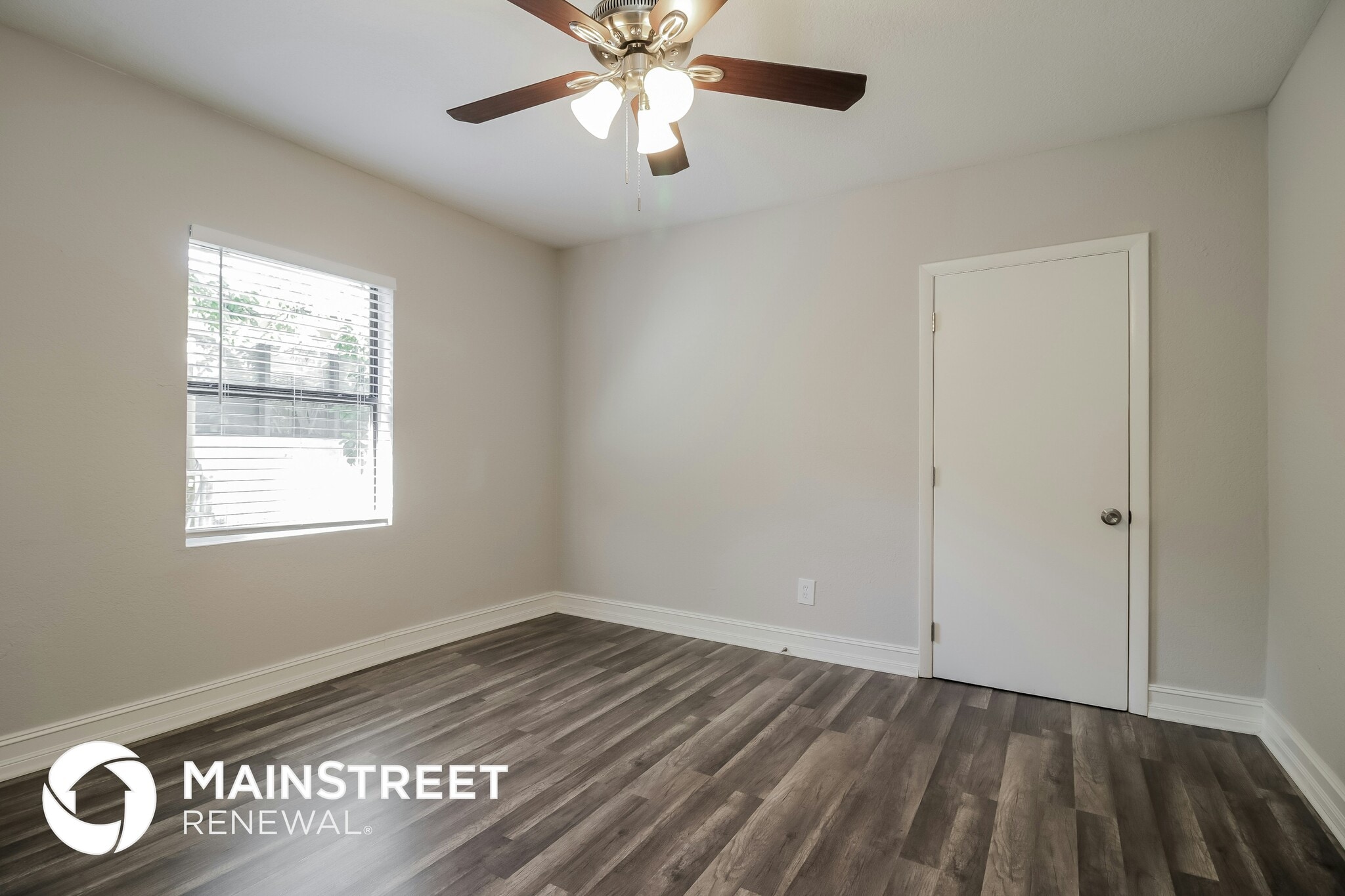 Building Photo - 4118 Minoso St